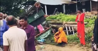 নাচোলে ট্রেনের ধাক্কায় ট্রলি চালক নিহত